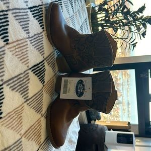 Sterling River Cowgirl boots
